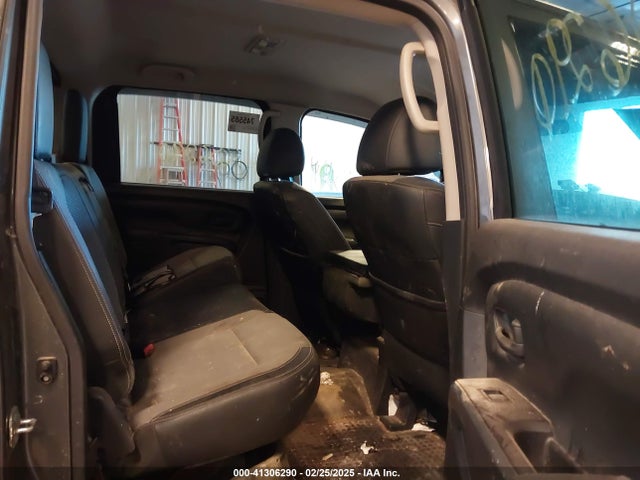 1N6BA1F30HN524421 Nissan Titan Xd S Diesel