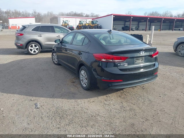 5NPD74LF0HH100568 Hyundai ELANTRA SE