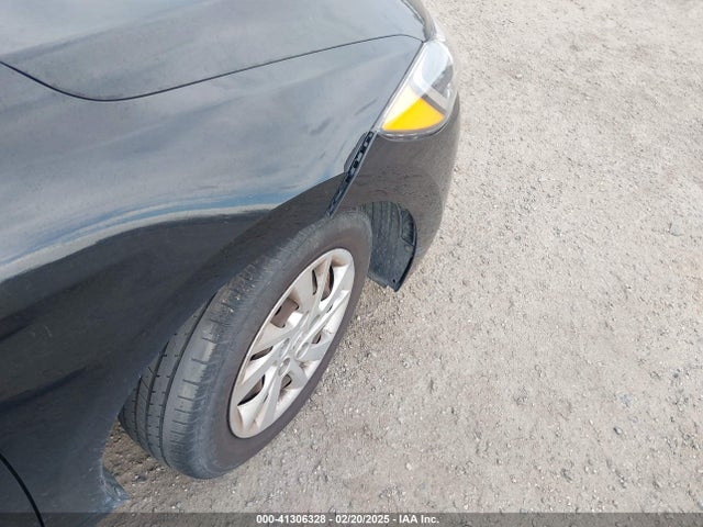 5NPD74LF0HH100568 Hyundai ELANTRA SE