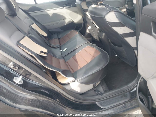 5NPD74LF0HH100568 Hyundai ELANTRA SE