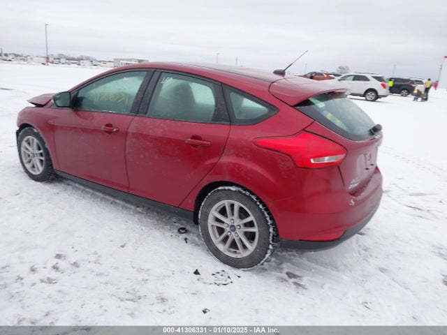 Ford FOCUS SE 2017 1FADP3K21HL230367 Image 3