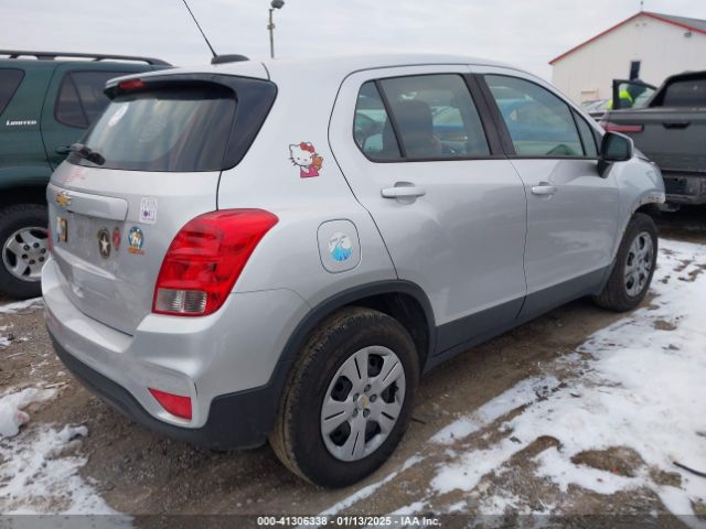KL7CJKSB5HB209011 Chevrolet TRAX LS