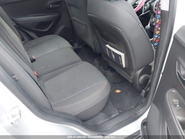 KL7CJKSB5HB209011 Chevrolet TRAX LS