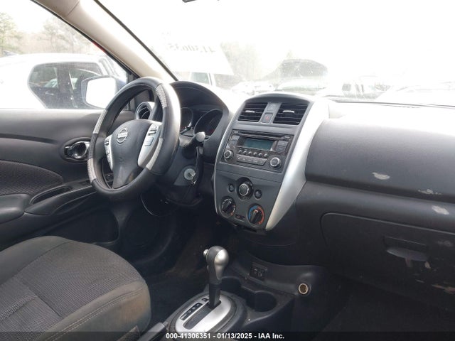 3N1CN7AP8JL875790 Nissan Versa 1.6 Sv