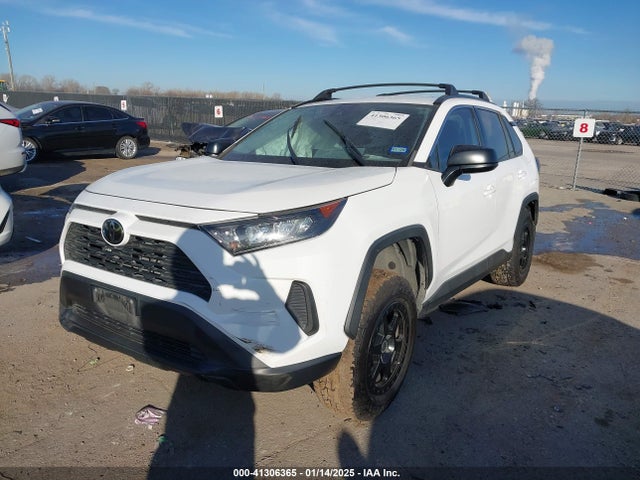 Toyota RAV4 LE 2020 2T3F1RFV2LC130457 Image 2