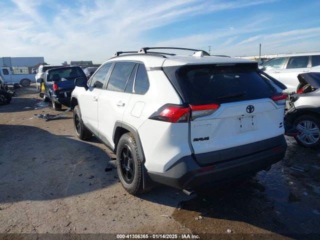 Toyota RAV4 LE 2020 2T3F1RFV2LC130457 Image 3