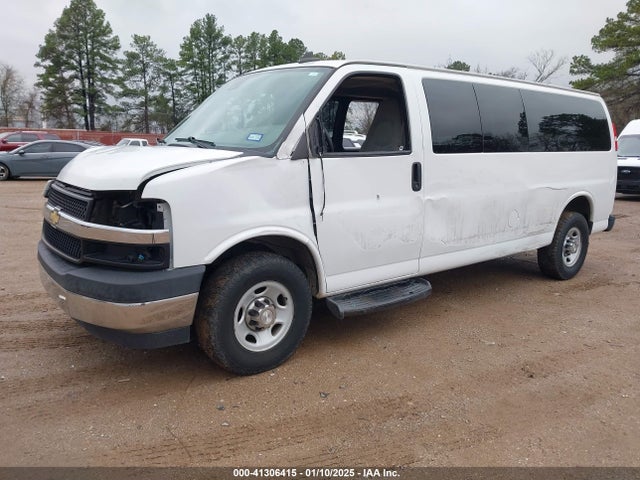 1GAZGPFG4L1121251 Chevrolet Express Passenger Rwd 3500 Extended Wheelbase Lt