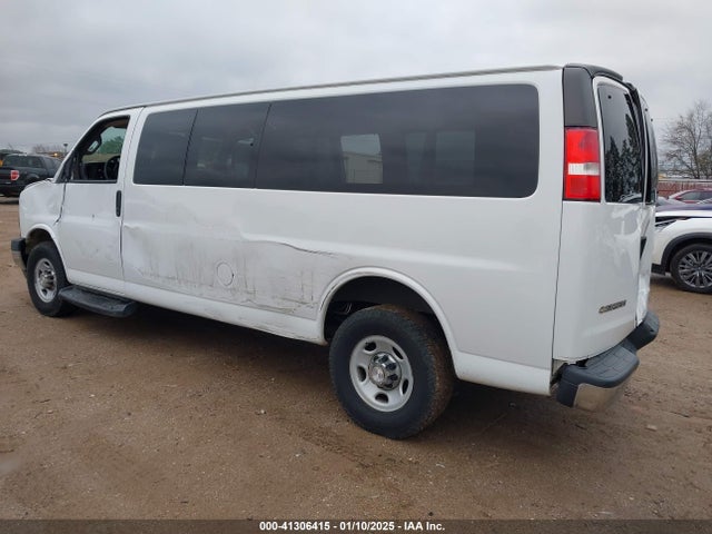 1GAZGPFG4L1121251 Chevrolet Express Passenger Rwd 3500 Extended Wheelbase Lt