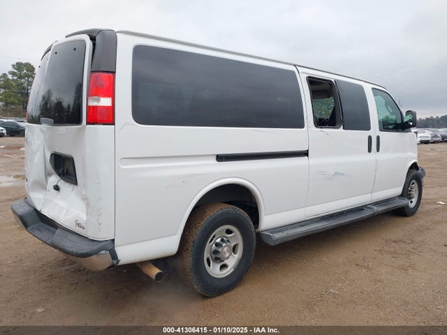 1GAZGPFG4L1121251 Chevrolet Express Passenger Rwd 3500 Extended Wheelbase Lt