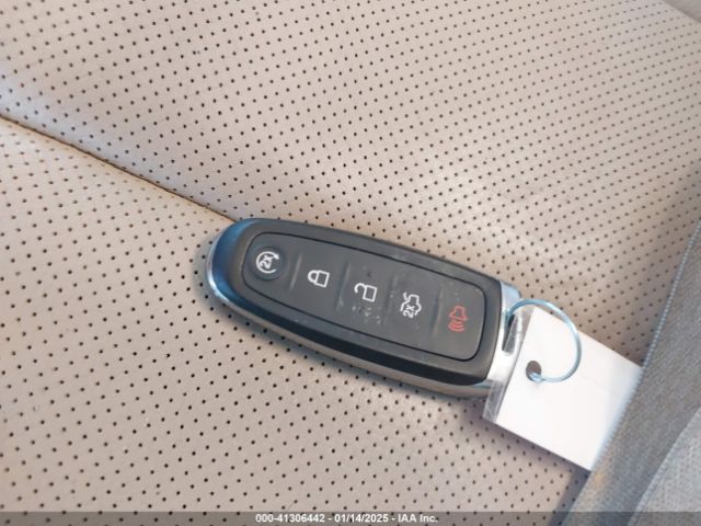 1FMJU1KT8HEA20383 Ford Expedition Limited
