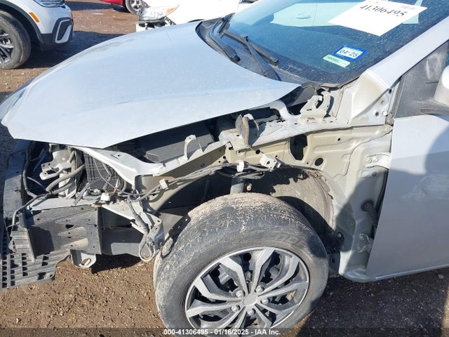 Toyota COROLLA LE 2019 2T1BURHE0KC144304 Image 18