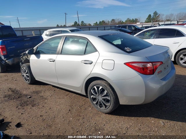 Toyota COROLLA LE 2019 2T1BURHE0KC144304 Image 3