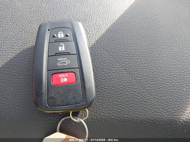Toyota Rav4 Limited 2019 JTMN1RFV9KD017014 Image 11