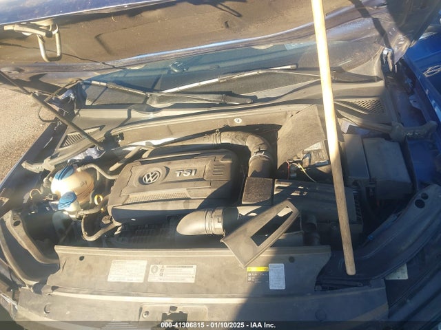 1VWDT7A32HC009025 Volkswagen 1.8 tsi