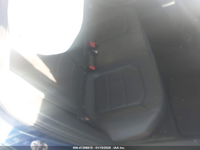 1VWDT7A32HC009025 Volkswagen 1.8 tsi