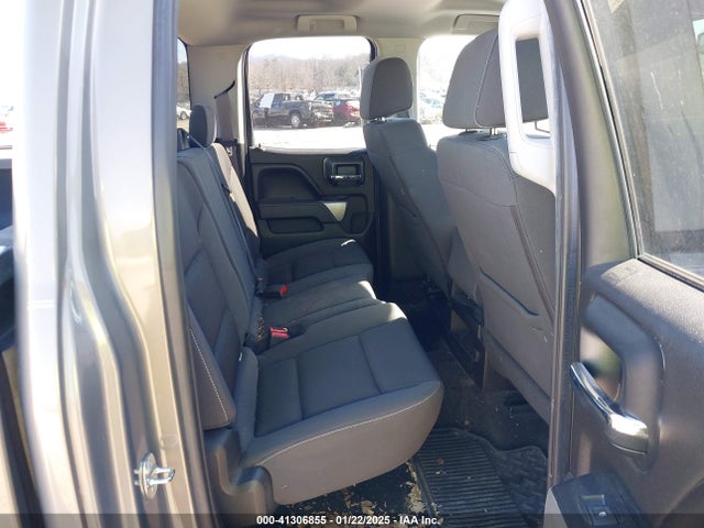 1GCVKRECXHZ272957 Chevrolet Silverado 1500 2lt