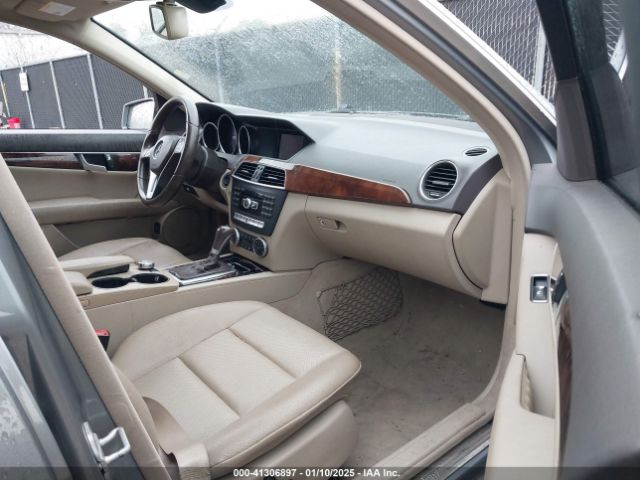 WDDGF4HBXEA959861 Mercedes-Benz C 250 Luxury/sport