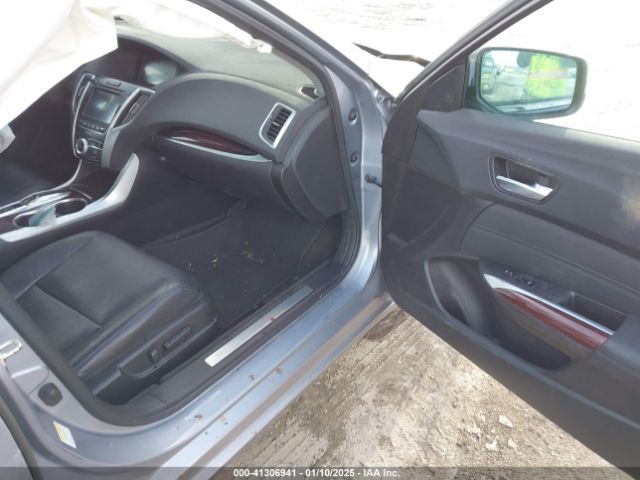 2016 ACURA TLX 19UUB3F77GA002996 Photo 4