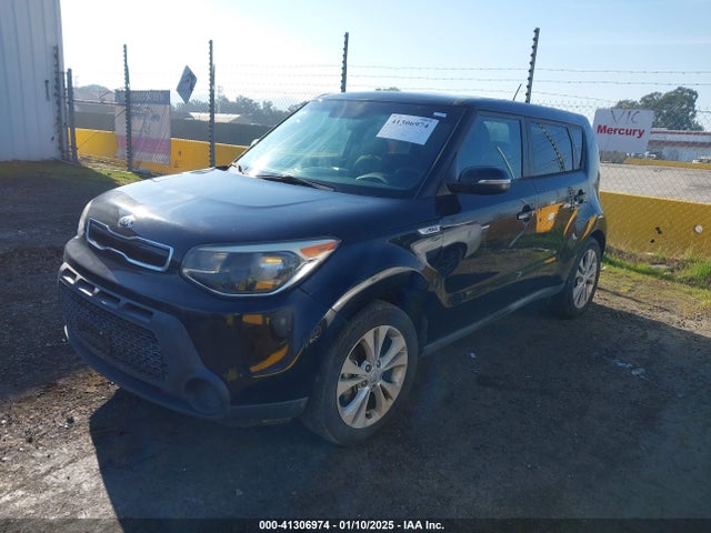 KIA SOUL + 2014 KNDJP3A52E7051851 Image 2