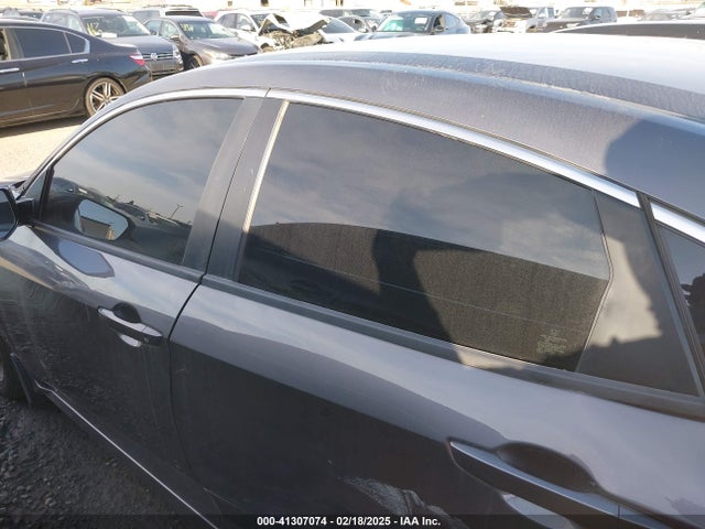 Honda Civic Lx 2019 2HGFC2F69KH556865 Image 14