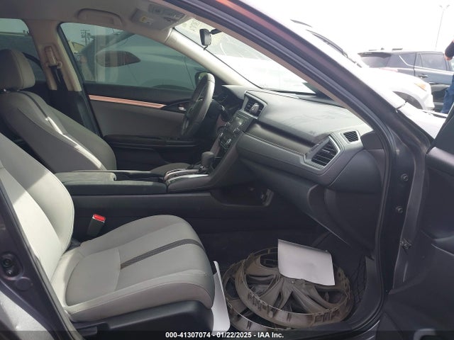 Honda Civic Lx 2019 2HGFC2F69KH556865 Image 5