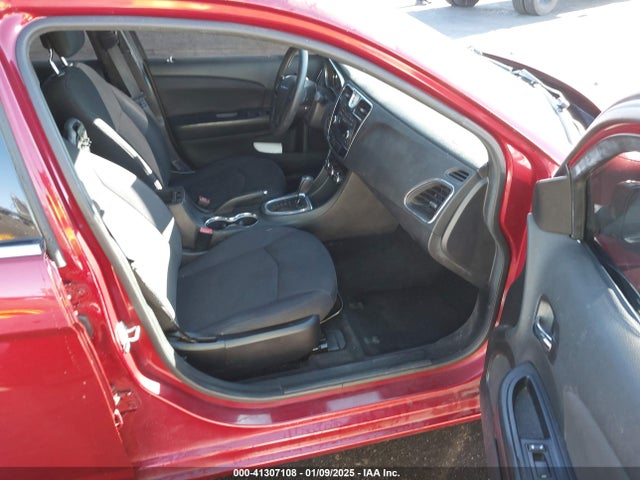 1C3CCBAB7EN168300 Chrysler 200 LX