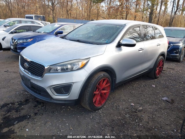 KIA Sorento 2.4l L 2016 5XYPG4A30GG013281 Image 2