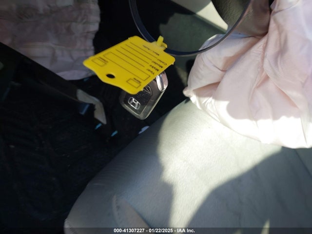 Honda ACCORD LX 2019 1HGCV1F14KA122945 Image 11