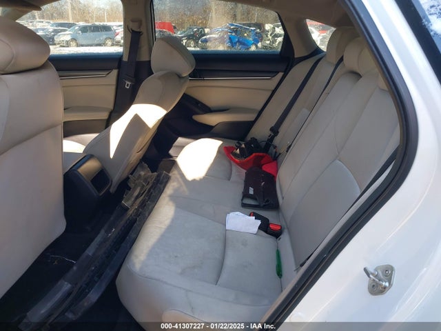 Honda ACCORD LX 2019 1HGCV1F14KA122945 Image 8