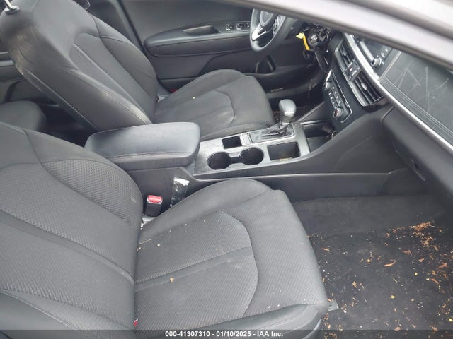 KIA Optima Lx 2017 5XXGT4L30HG167679 Image 5