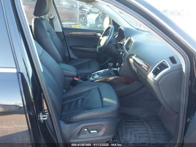 WA1LFAFP6FA111042 Audi Q5 2.0t Premium
