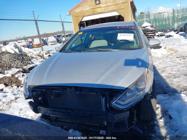 Hyundai SONATA SE 2018 5NPE24AF7JH618060 Image 12