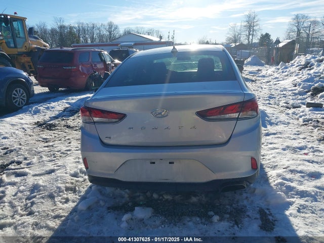 Hyundai SONATA SE 2018 5NPE24AF7JH618060 Image 16