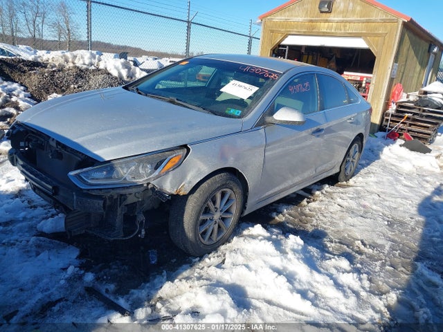 Hyundai SONATA SE 2018 5NPE24AF7JH618060 Image 2