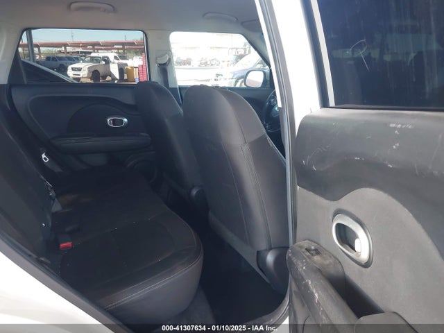 KIA Soul 2016 KNDJN2A22G7377691 Image 8