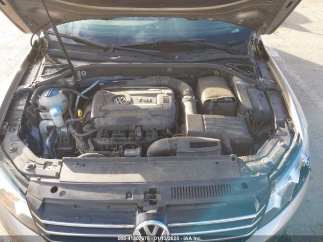 1VWAT7A35FC011772 Volkswagen Passat 1.8t Wolfsburg Edition