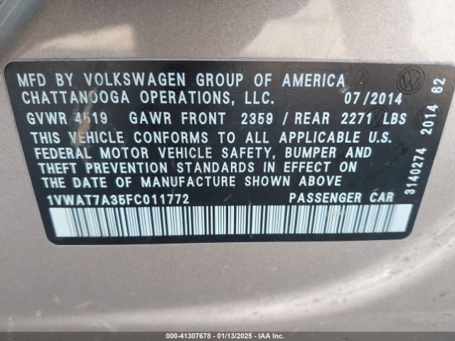 1VWAT7A35FC011772 Volkswagen Passat 1.8t Wolfsburg Edition