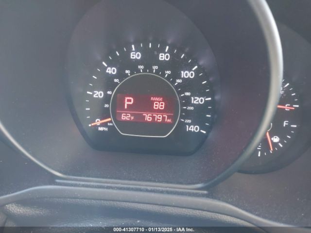 KNDJX3A59E7047697 KIA Soul !
