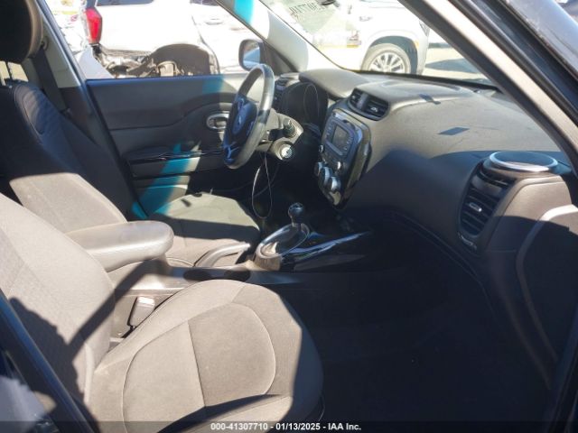 KNDJX3A59E7047697 KIA Soul !