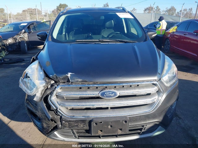 Ford Escape Titanium 2017 1FMCU0J90HUF11075 Image 12