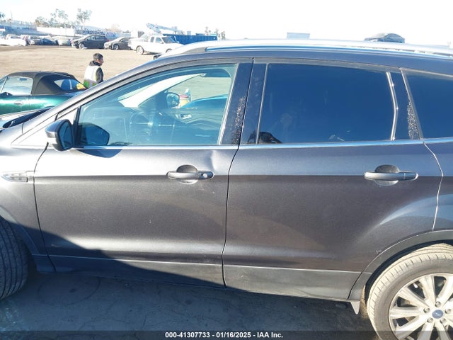 Ford Escape Titanium 2017 1FMCU0J90HUF11075 Image 14
