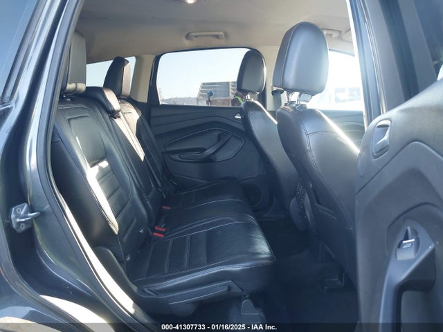 Ford Escape Titanium 2017 1FMCU0J90HUF11075 Image 8