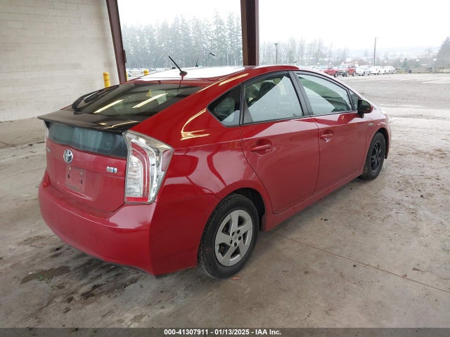 Toyota Prius Two 2015 JTDKN3DU0F0456260 Image 4