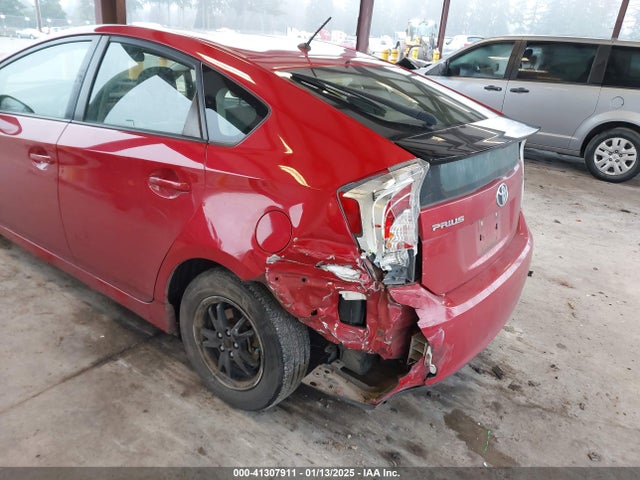 Toyota Prius Two 2015 JTDKN3DU0F0456260 Image 6