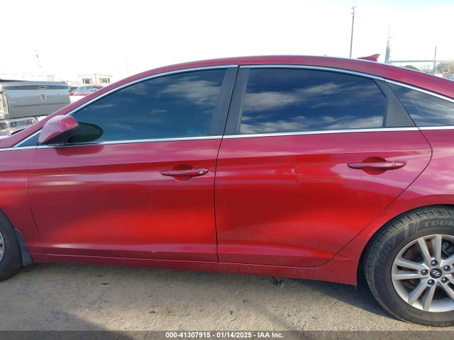 Hyundai SONATA SE 2016 5NPE24AF5GH333351 Image 13