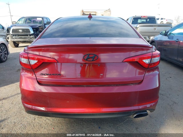 Hyundai SONATA SE 2016 5NPE24AF5GH333351 Image 15