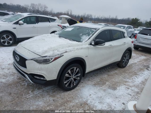 SJKCH5CRXHA030509 Infiniti Qx30 Premium