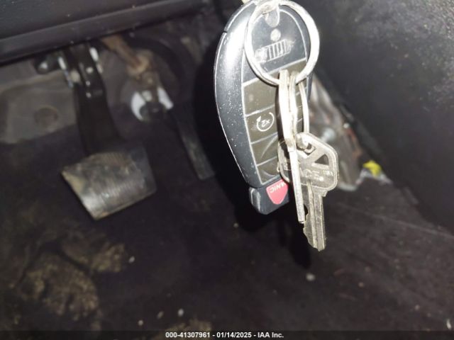 1C4PJMCB2HW537512 Jeep Cherokee Latitude 4x4