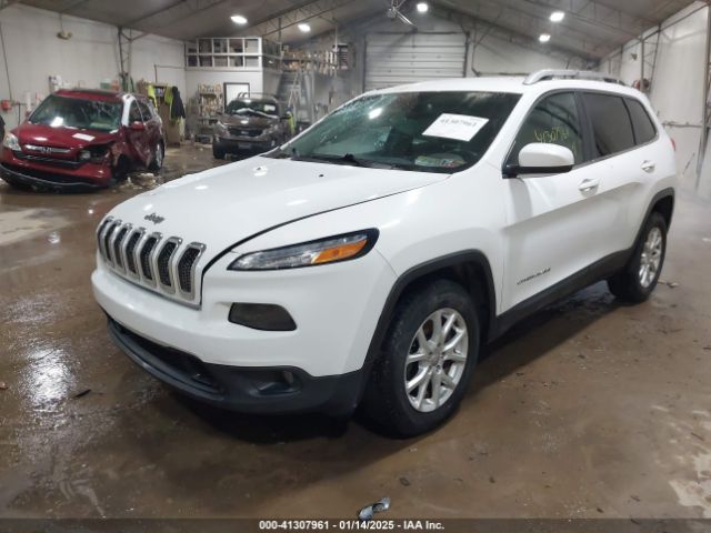 1C4PJMCB2HW537512 Jeep Cherokee Latitude 4x4