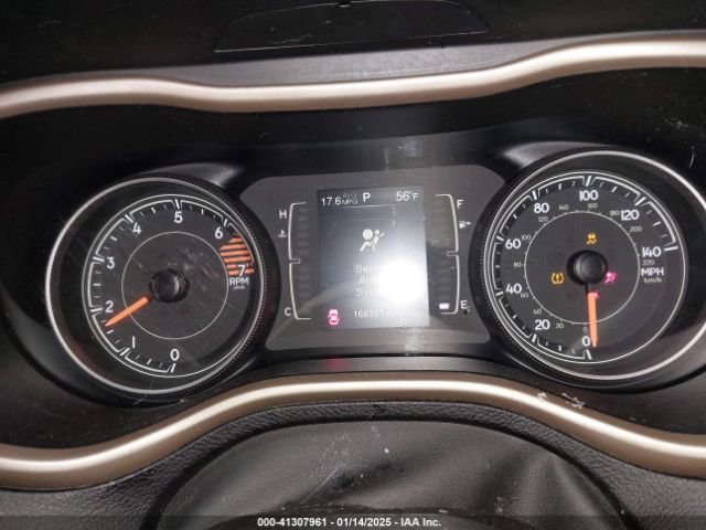 1C4PJMCB2HW537512 Jeep Cherokee Latitude 4x4
